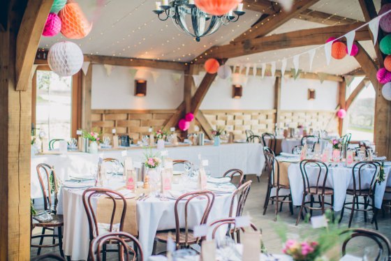 Kathryn-and-Ryan-Cotswolds-Wedding-69